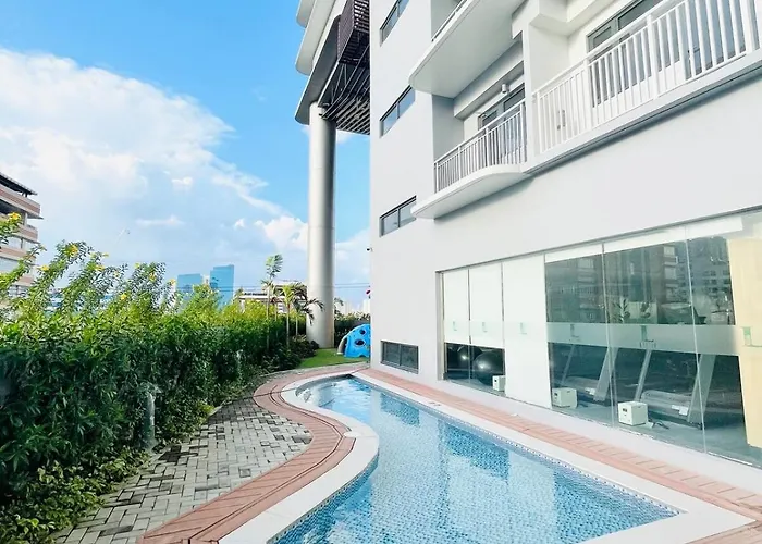 Apartment Skyview - Level 24 - Pool - Lush Residences *